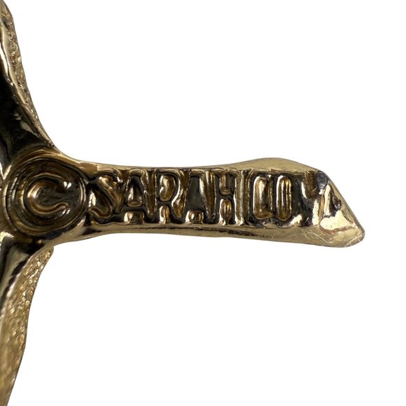 Sarah Coventry Gold Tone Enamel Scarecrow Brooch Pin Red Blue Yellow - Picture 3 of 6